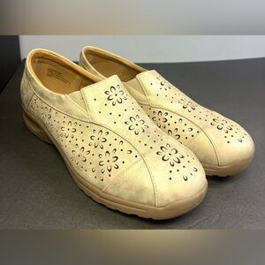 Comfortview-‎ Womens Shoes, Size:11WW, Pre- Owned good condition